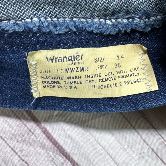 Women’s Vintage Made in the USA Wrangler Long Inseam Dark Denim Jeans Size 12 - Picture 7 of 7